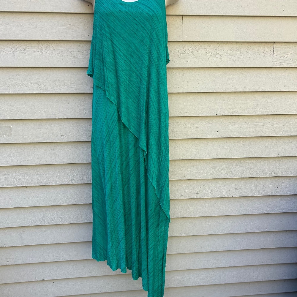 Splendid sleeveless dress with asymmetrical detail, Size XL